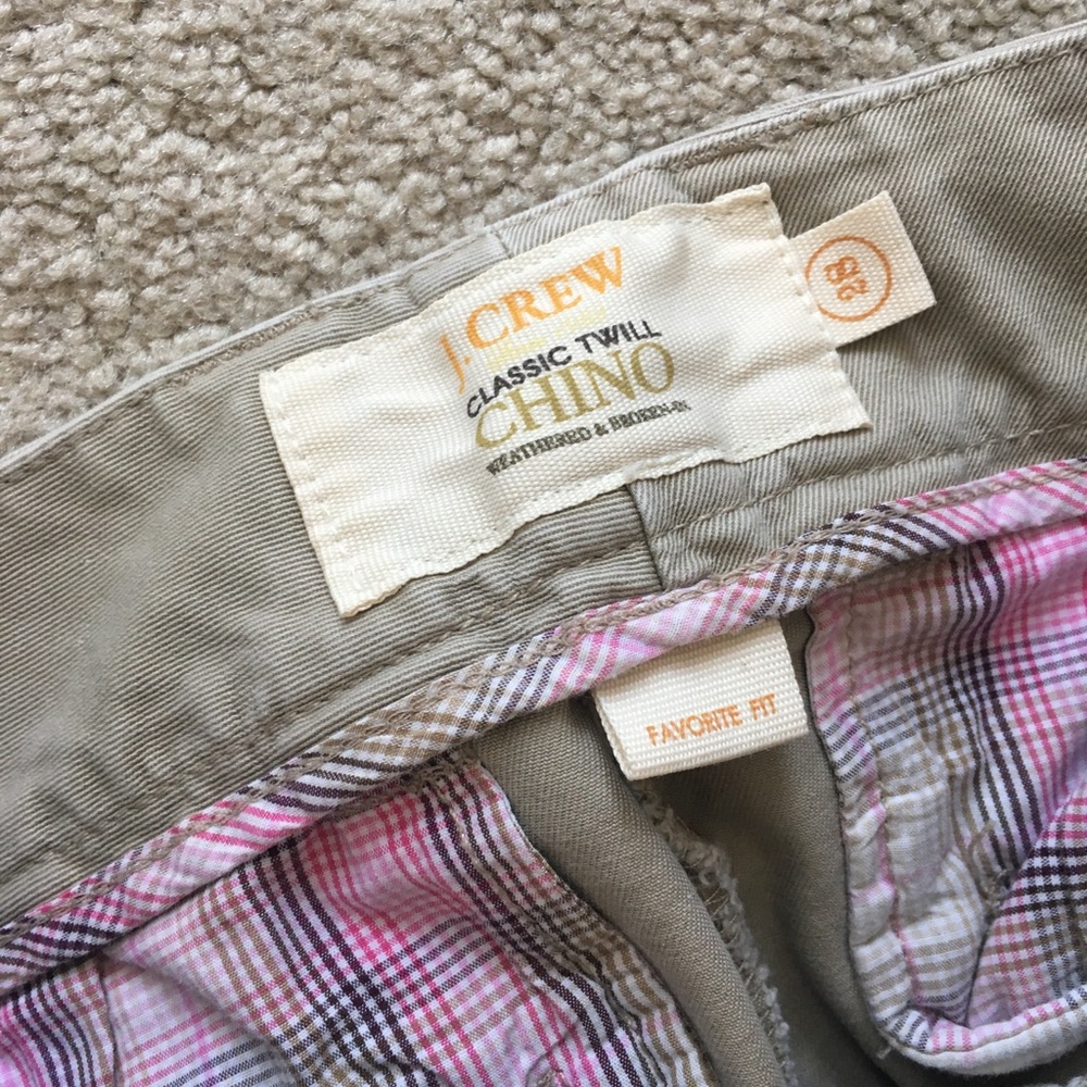 J.Crew favorite fit classic Chino, size 2S - Picture 4 of 5
